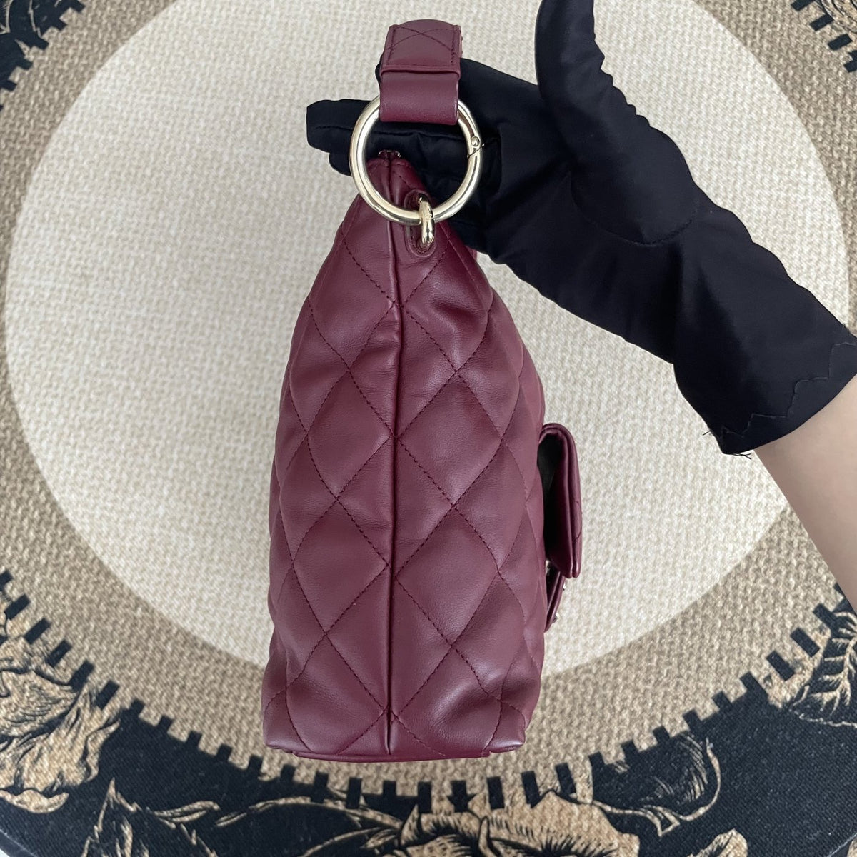 【Chanel】Chanel Hobo Underarm Bag, Red with Gold‑tone Hardware