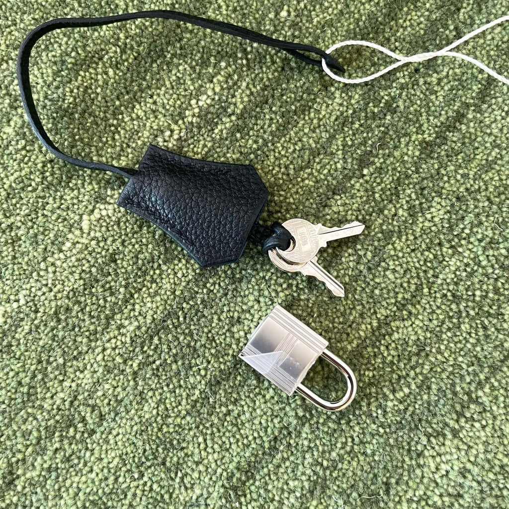 【Hermes】Hermès Black Kelly Silver Hardware
