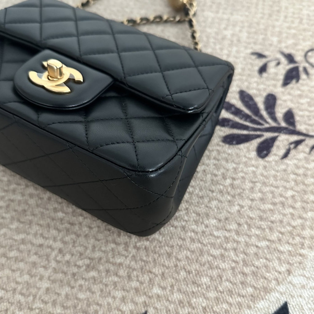 【Chanel】Chanel Black Gold Lambskin Square Mini with Ball, Chip Version