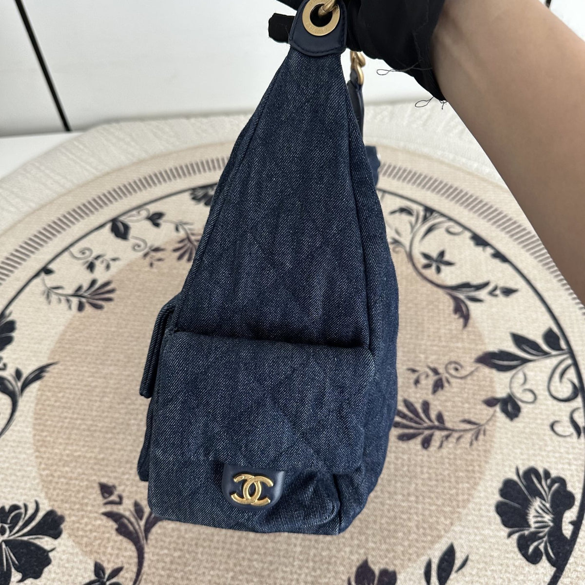 【Chanel】Chanel 25C 25 Hobo, Blue Washed Denim, Gold‑tone Hardware, Micro‑chip Version
