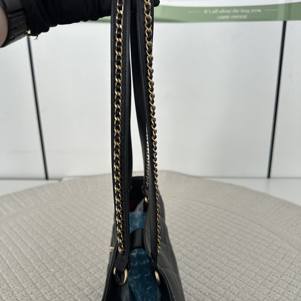 【Chanel】Chanel Tote Bag with Trimmed Shoulder Strap