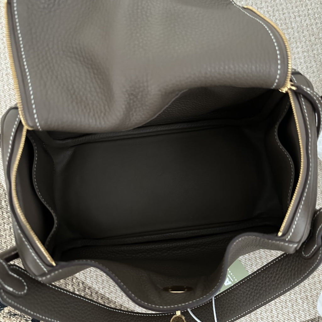 【Hermes】Hermès Lindy 26 Etoupe Gold Hardware B Stamp