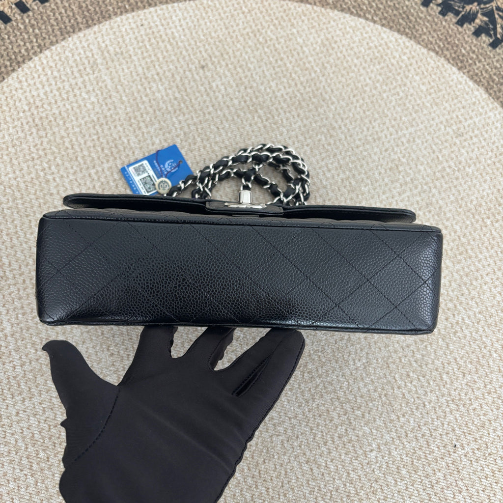 【Chanel】Chanel Medium Classic Flap Bag 25, Black Caviar, Silver-Tone Hardware-7213009
