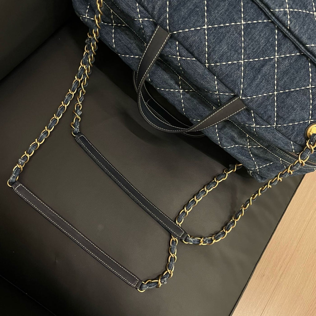 【Chanel】Chanel Blue Denim Bowling Bag with Contrast Exterior Stitching, Gold-Tone Hardware-7210053