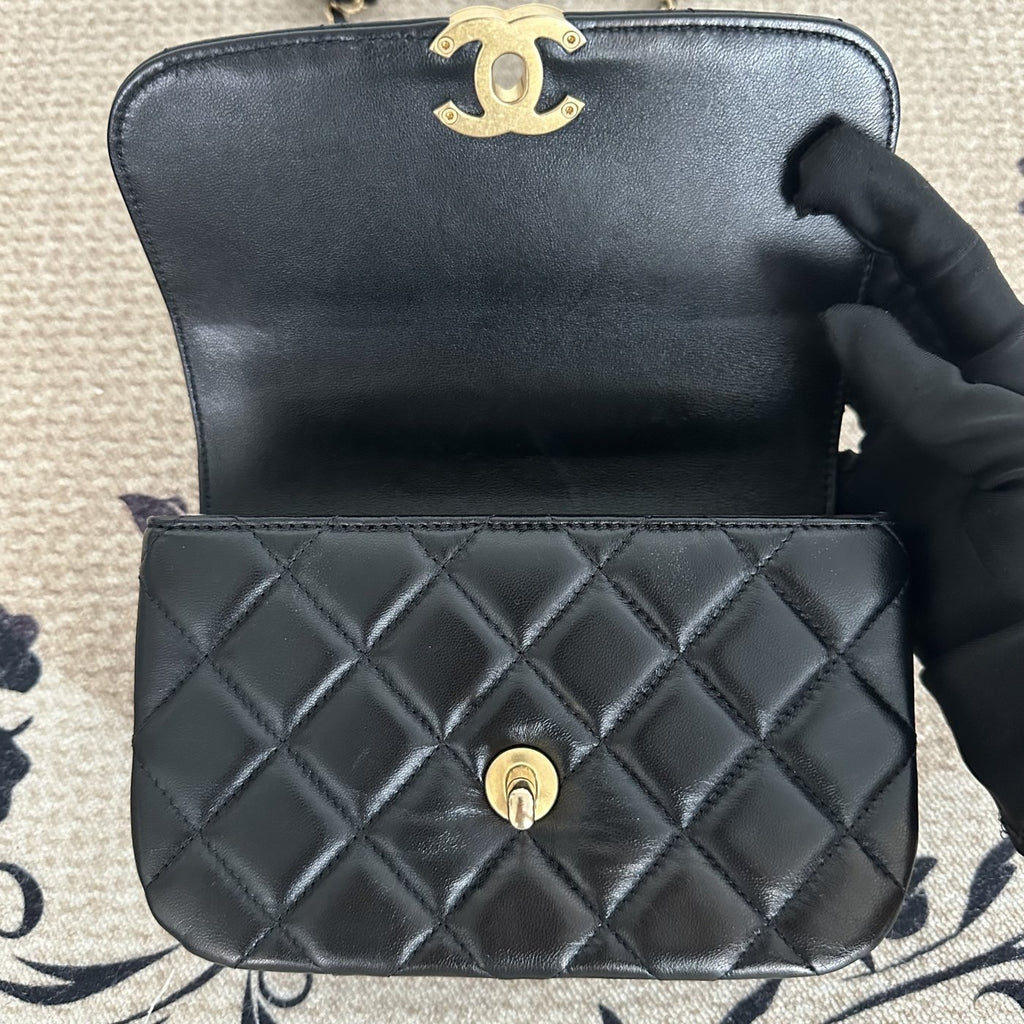 【Chanel】Chanel Mini Square Flap Bag With Top Handle