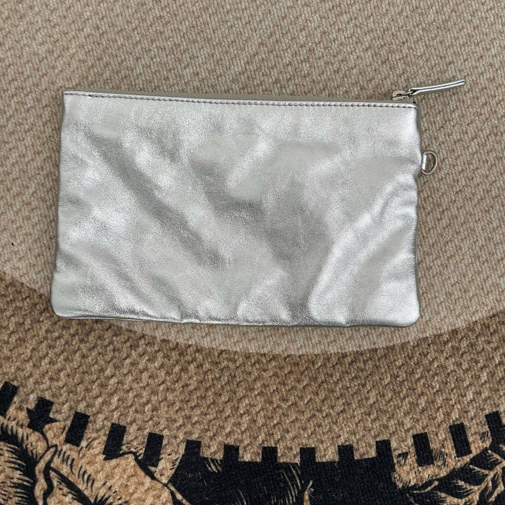【Chanel】Chanel Small Silver 22 Bag-7209563