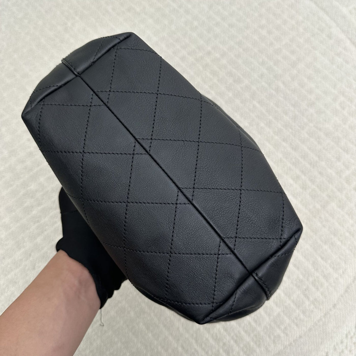【Chanel】Chanel Small Hobo Bag, Black Caviar, Gold-Tone Hardware-7212709