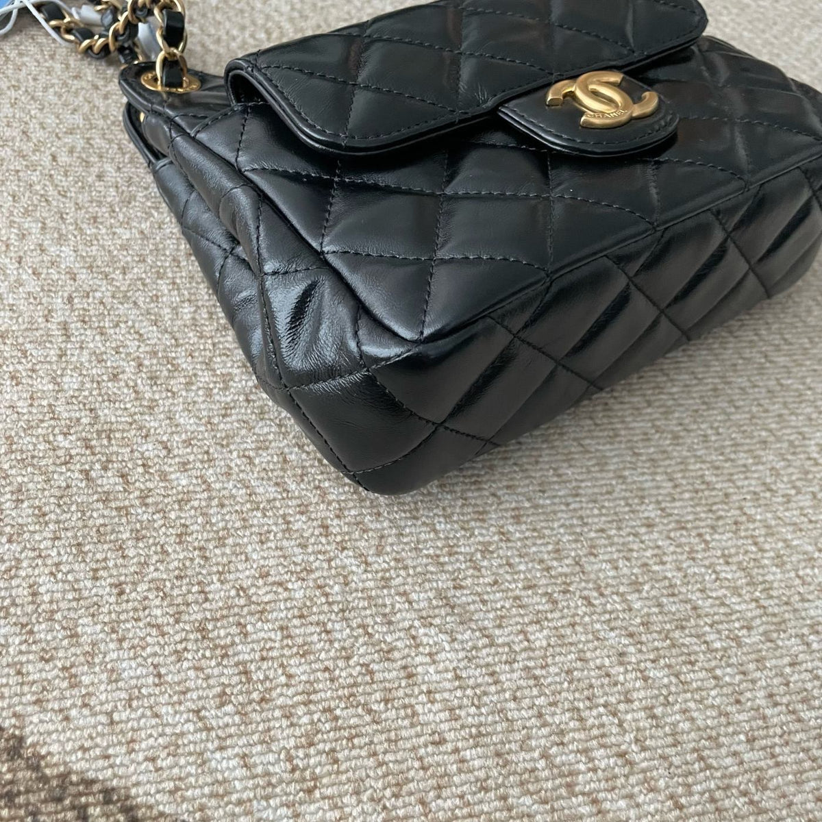 【Chanel】Chanel 25S Small Handbag (Tmall Genie) Black Grained Calfskin with Gold-Tone Hardware