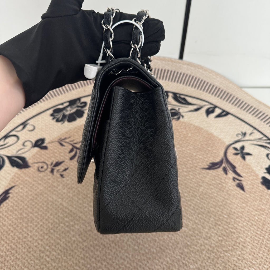 【Chanel】Chanel Black Silver Lambskin Classic Flap Jumbo