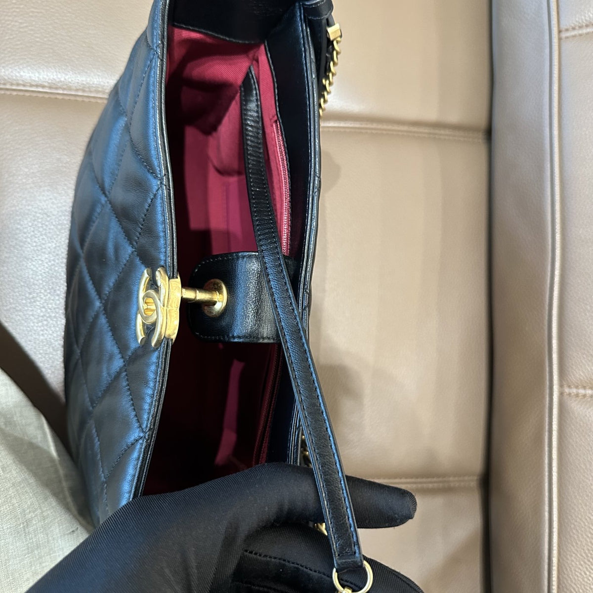 【Chanel】Chanel Black Gold Hobo Bag(23B)