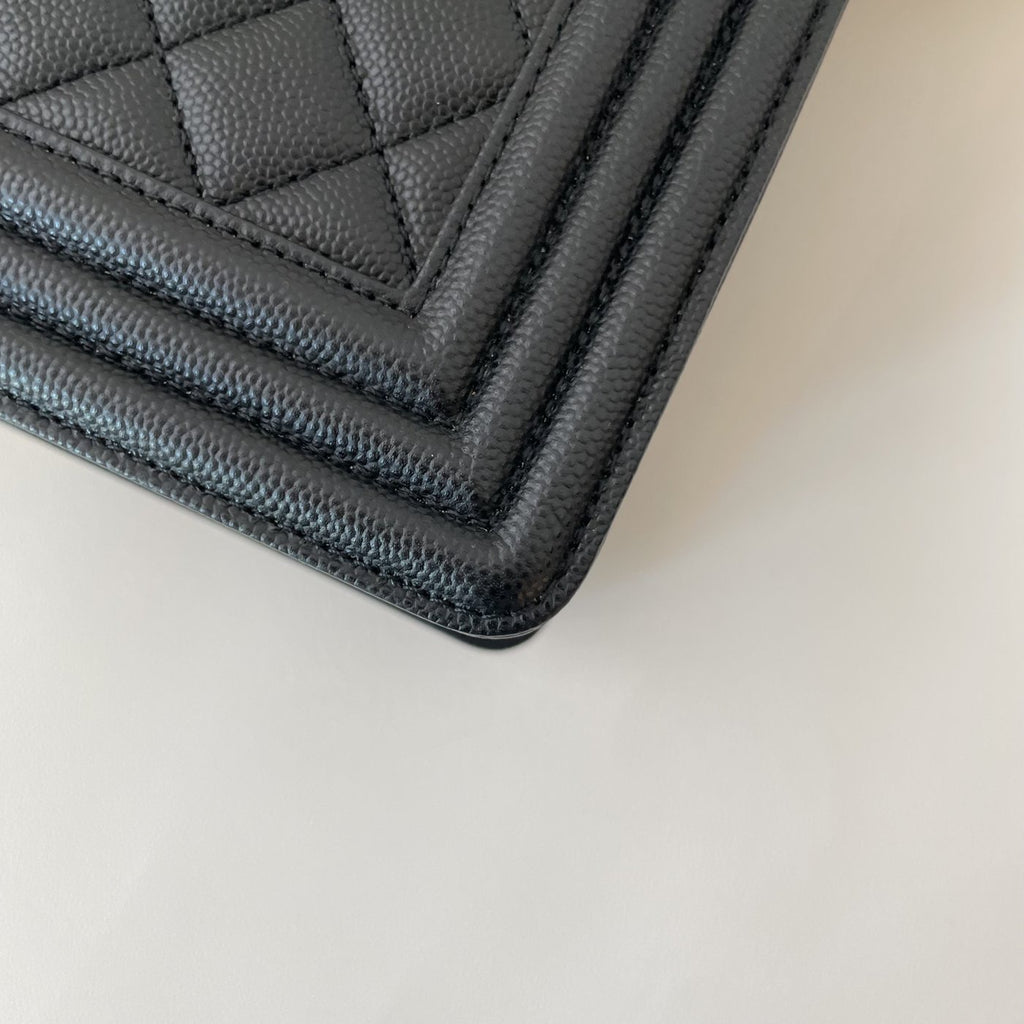 【Chanel】Chanel Black Gold Le Boy Flap Bag