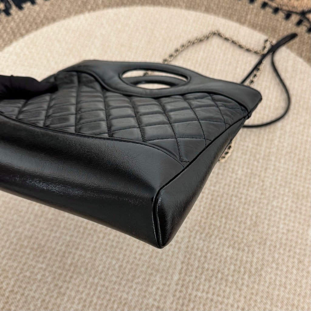 【Chanel】Chanel Black 31 Bag -02162014
