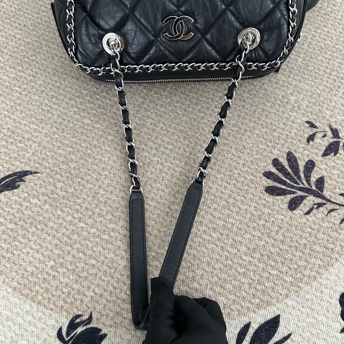 【Chanel】Chanel Black Caviar Bowling Bag with Contrast Piping, Silver-Tone Hardware-7216427