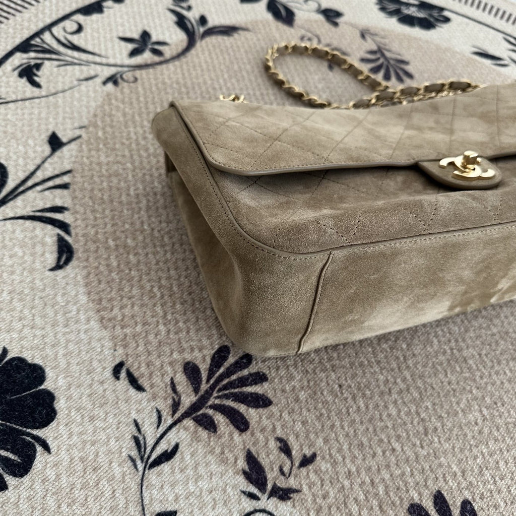 【Chanel】Chanel 26S Suede CF Airport Flap Bag