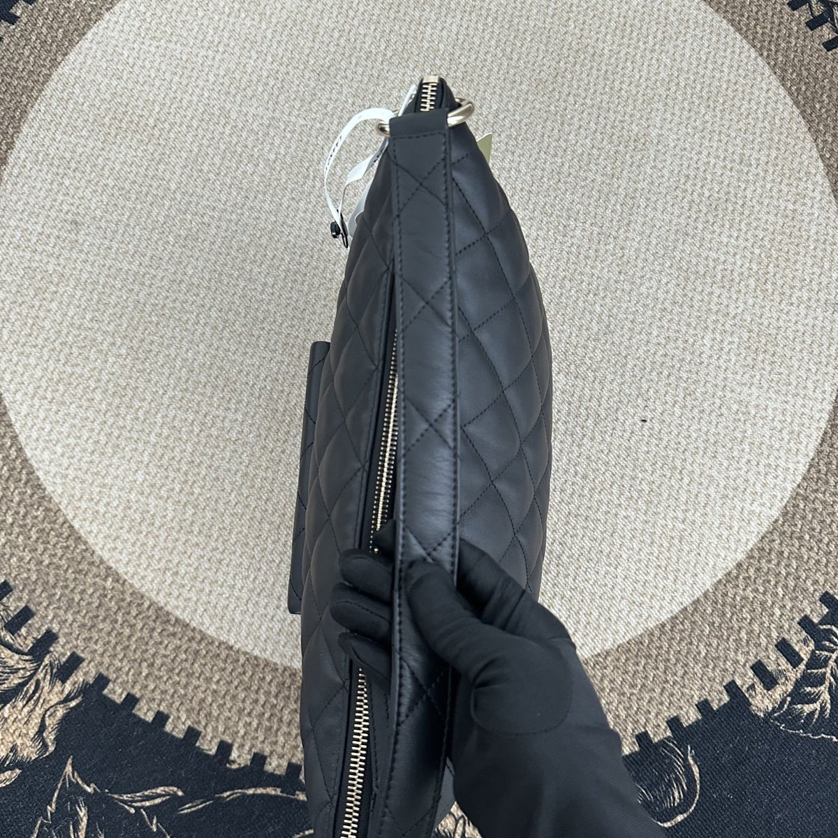 【Chanel】Chanel Black Hippie Hobo Bag