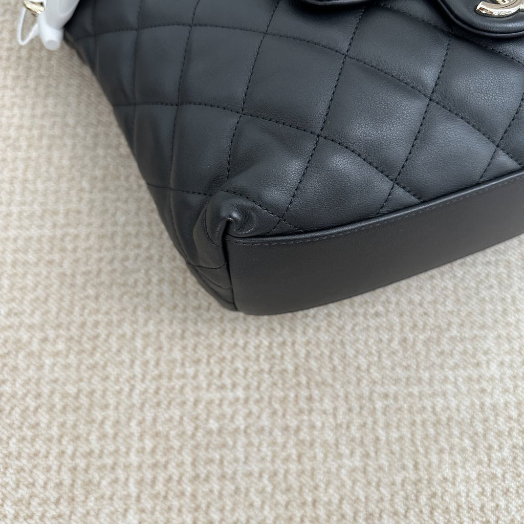 【Chanel】Chanel Black Hippie Hobo Bag