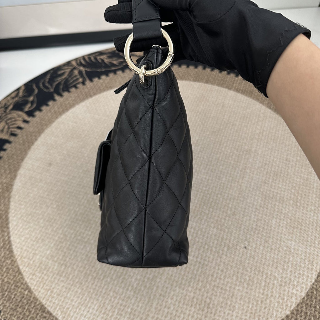 【Chanel】Chanel Black Hippie Hobo Bag