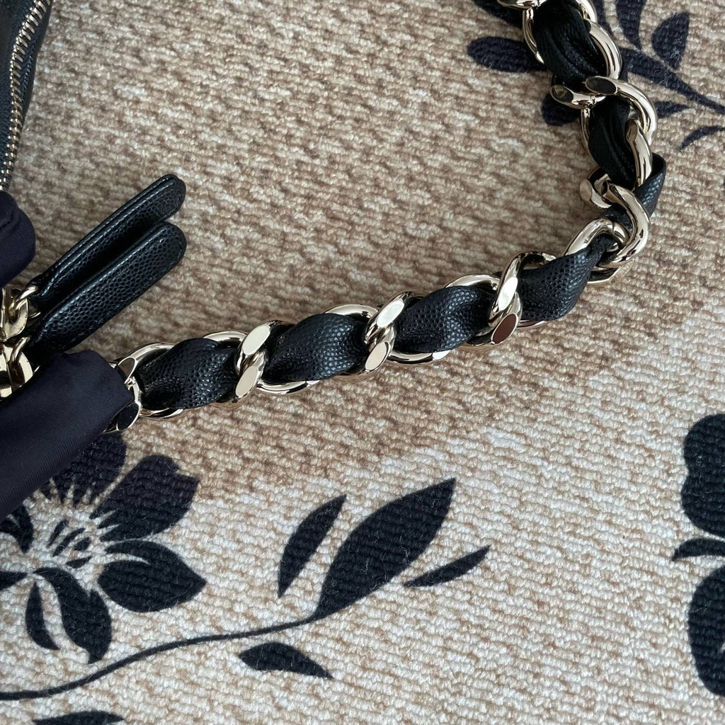 【Chanel】Chanel 24P Black Hobo Bag