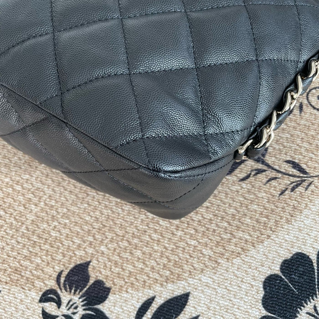 【Chanel】Chanel 24P Black Hobo Bag