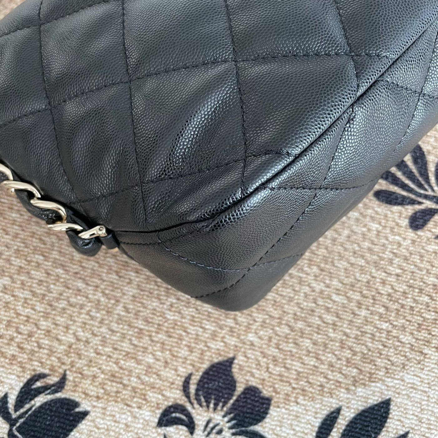 【Chanel】Chanel 24P Black Hobo Bag