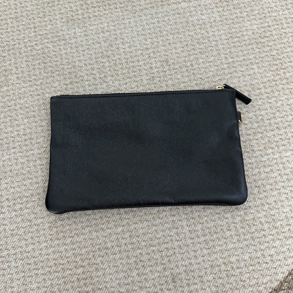 【Chanel】Chanel 25 Bag Medium Black Gold Hardware