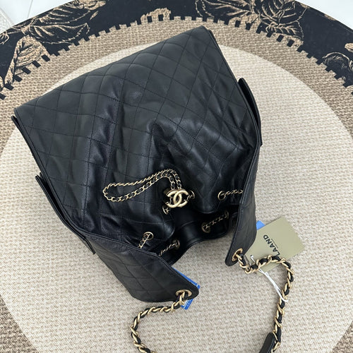 【Chanel】Chanel 25 Bag Medium Black Gold Hardware
