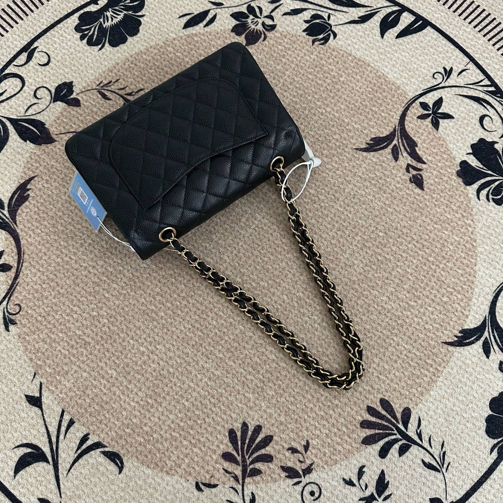 【Chanel】Chanel Small CF Classic Flap Black Caviar Gold‑tone Hardware