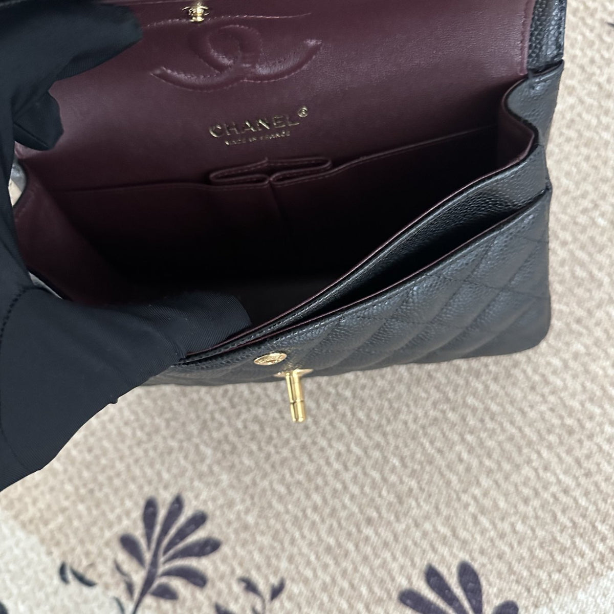 【Chanel】Chanel Small CF Classic Flap Black Caviar Gold‑tone Hardware