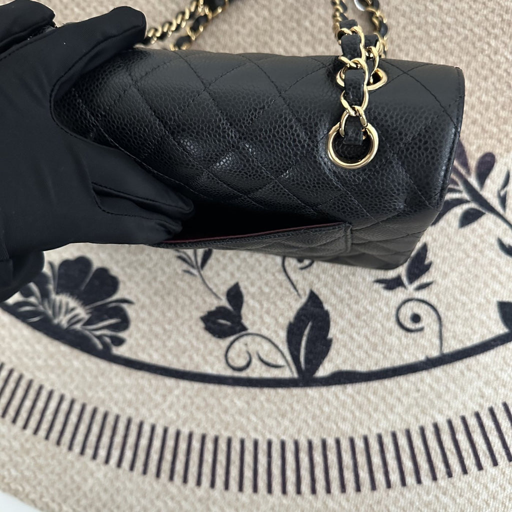 【Chanel】Chanel Small CF Classic Flap Black Caviar Gold‑tone Hardware