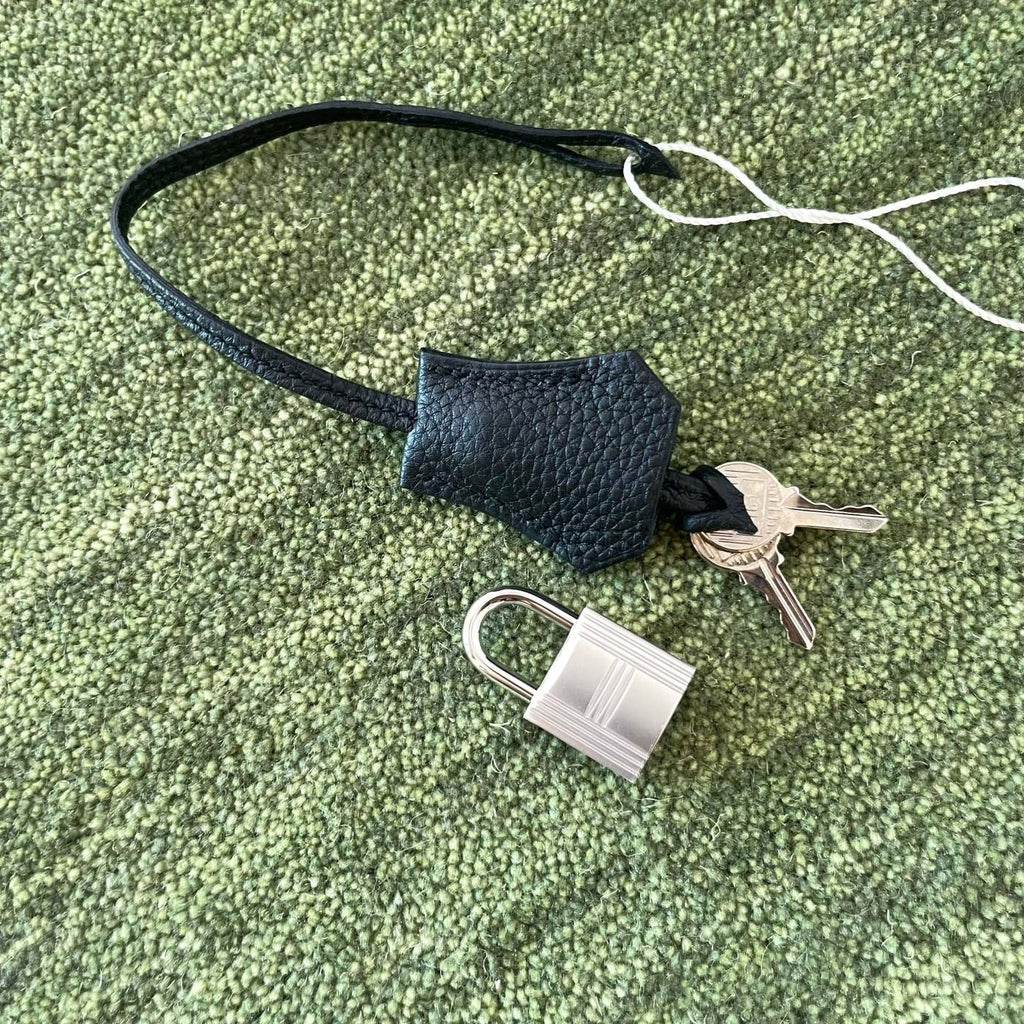 【Hermes】Hermès Black Kelly Silver Hardware
