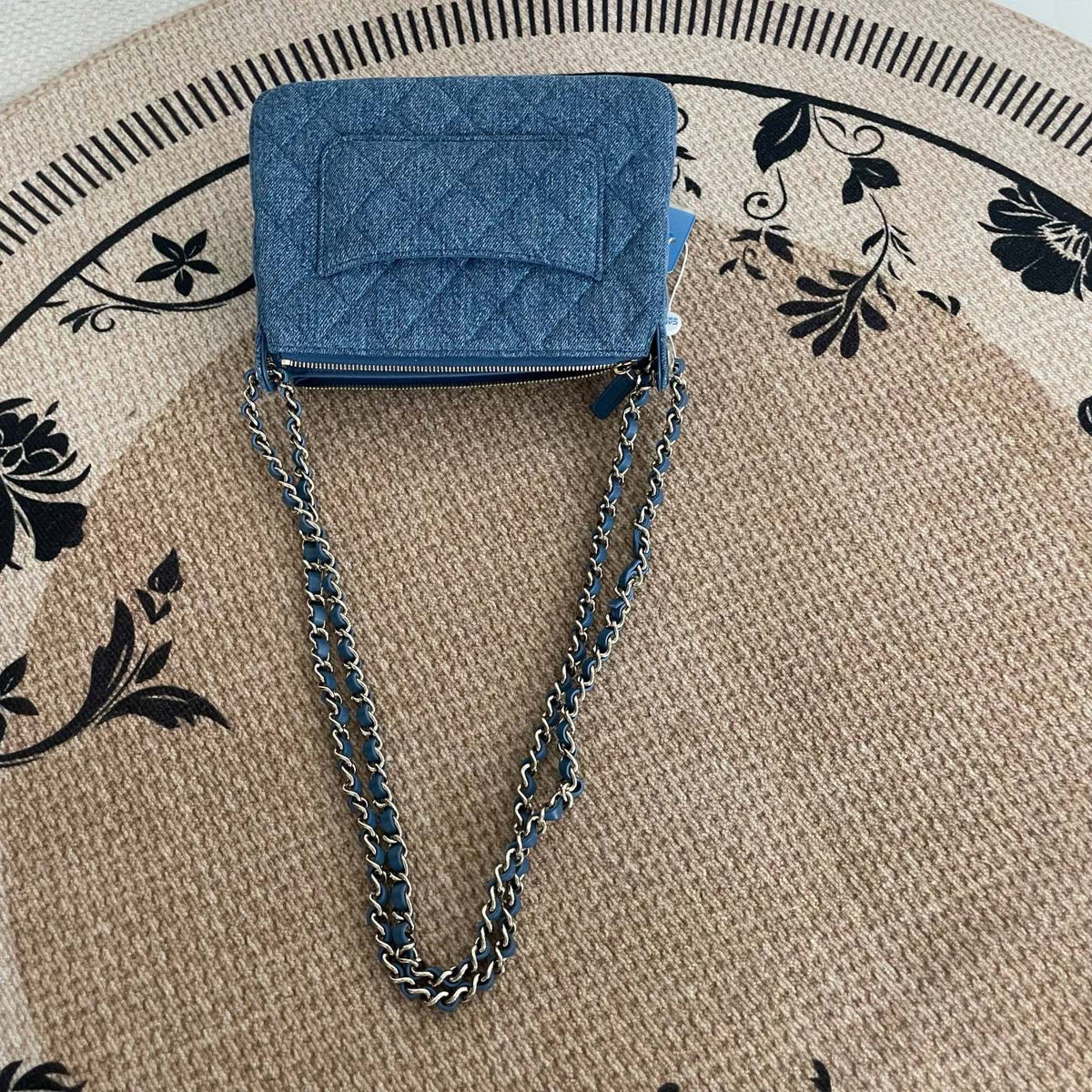 【Chanel】Chanel Blue Denim Camera Bag