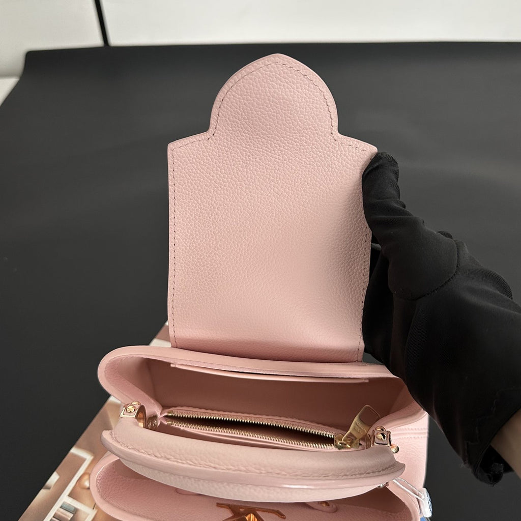 【LV】Louis Vuitton Capucines Mini Pink Taurillon Leather