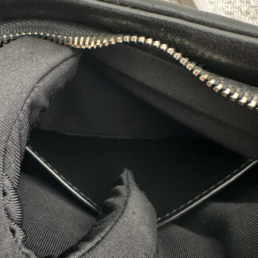 【Chanel】Chanel Hobo Bag, Black Caviar, Gold-Tone Hardware-7210671A