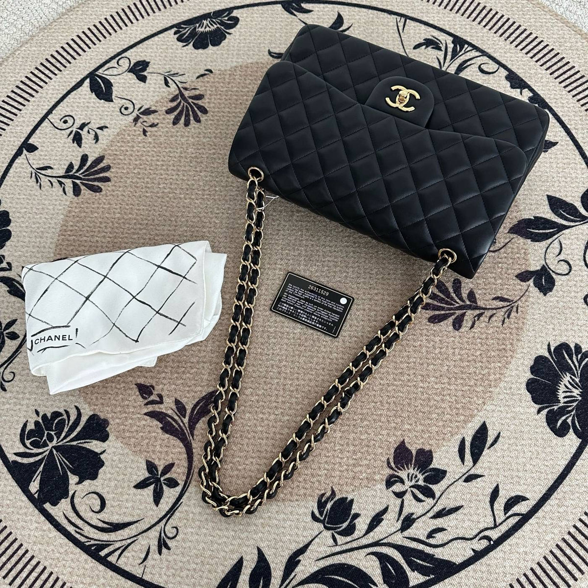 【Chanel】Black Gold Lambskin CF Jumbo