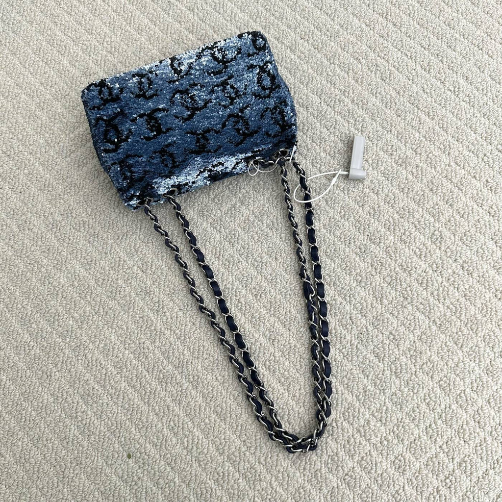 【Chanel】Chanel Black & Navy Sequin Classic Flap Bag