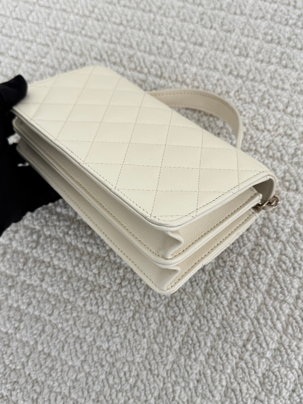 【Chanel】Chanel White Gold Caviar Leather Accordion Top Handle Bag