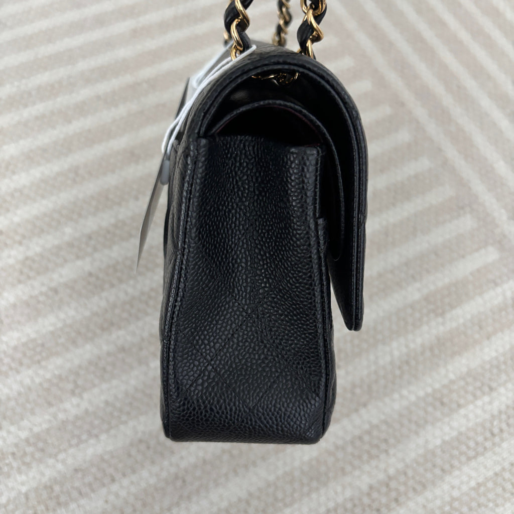 【Chanel】Chanel Black Caviar Classic Flap Bag