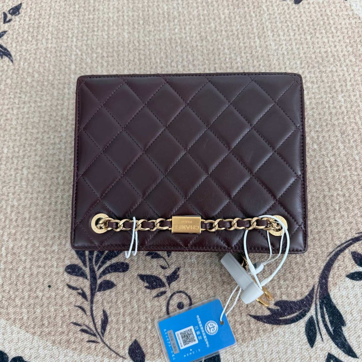 【Chanel】Chanel Red Gold Chain Tote Bag