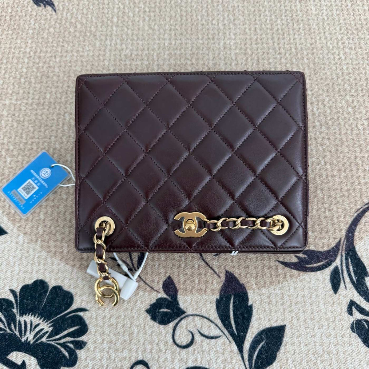 【Chanel】Chanel Red Gold Chain Tote Bag