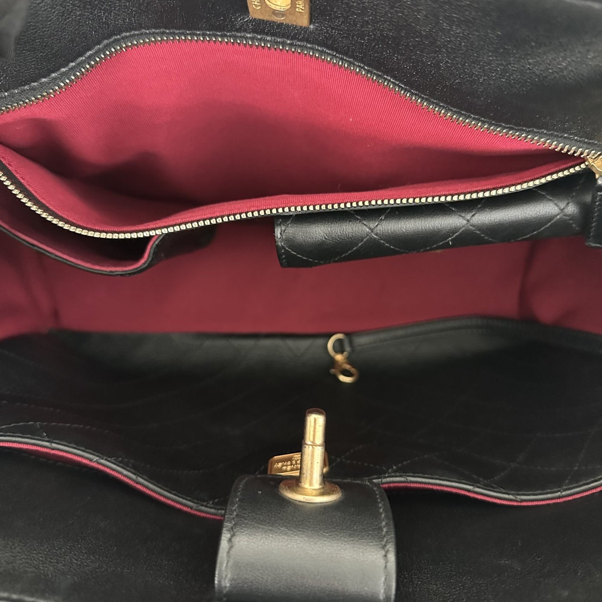 【Chanel】Chanel Tote Bag with Trimmed Shoulder Strap
