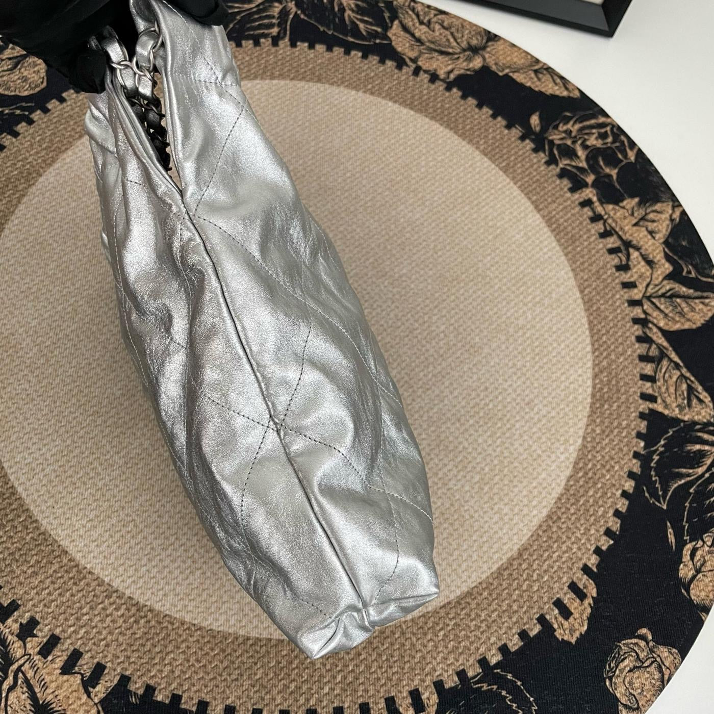 【Chanel】Chanel Small Silver 22 Bag-7209563