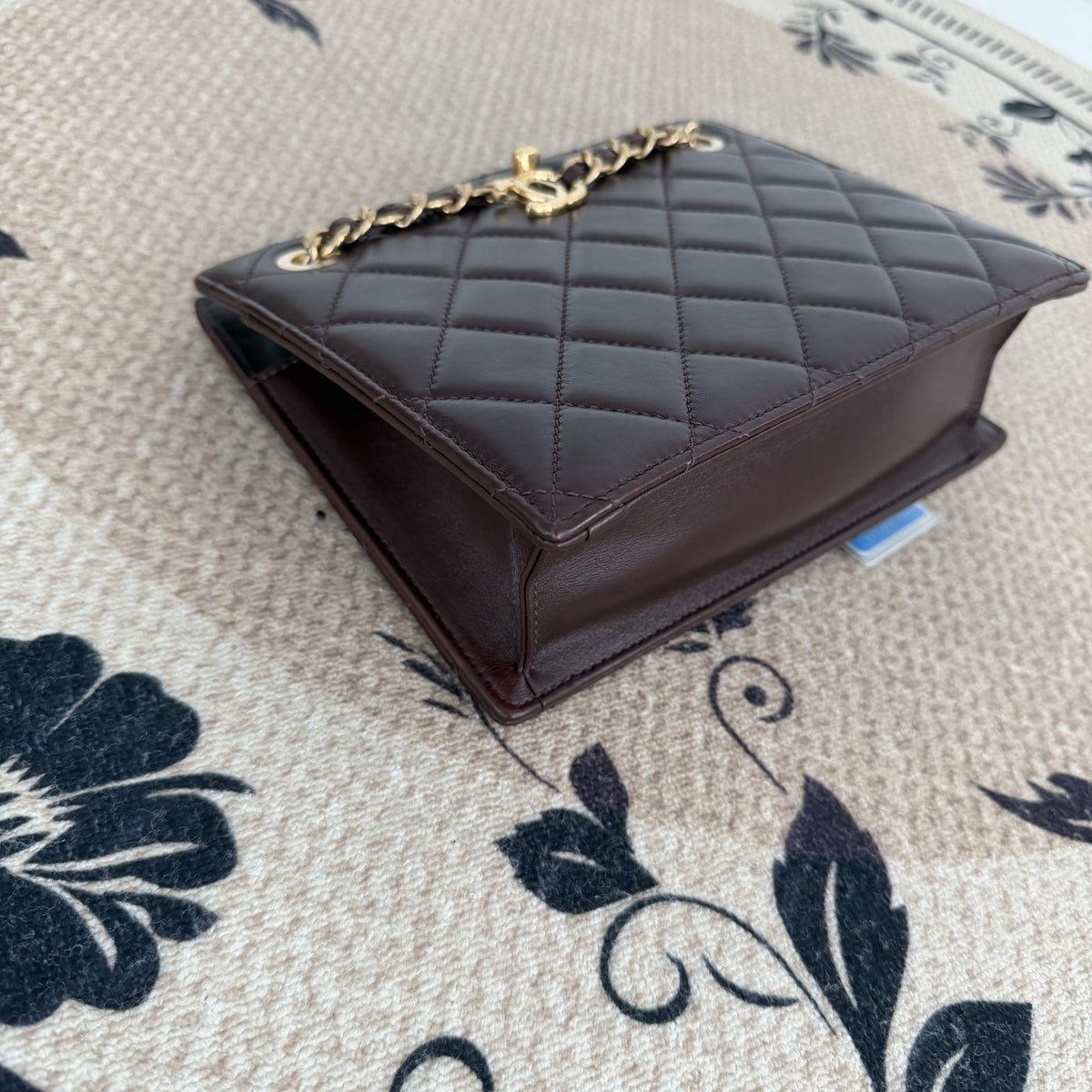 【Chanel】Chanel Red Gold Chain Tote Bag