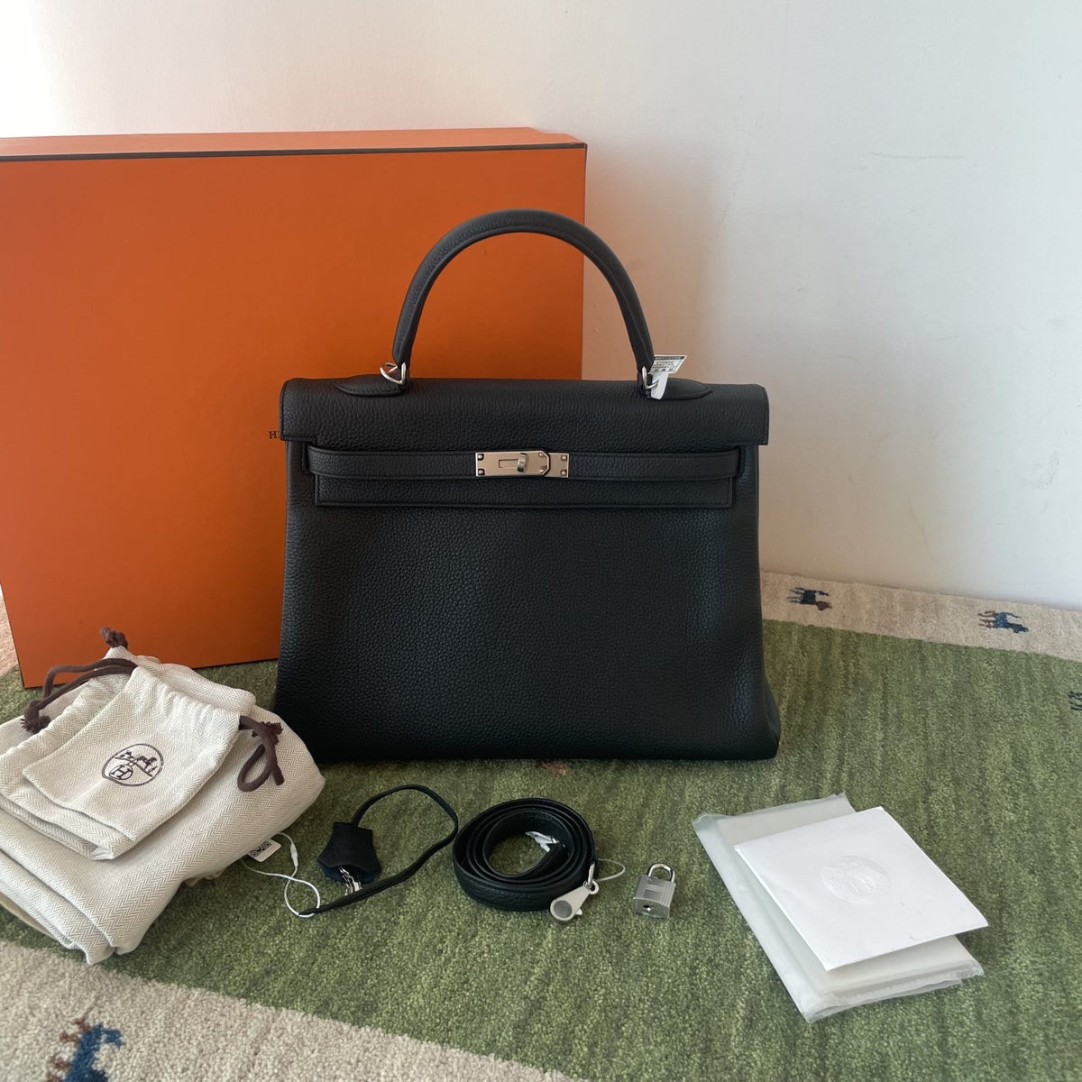 【Hermes】Hermès Black Kelly Silver Hardware