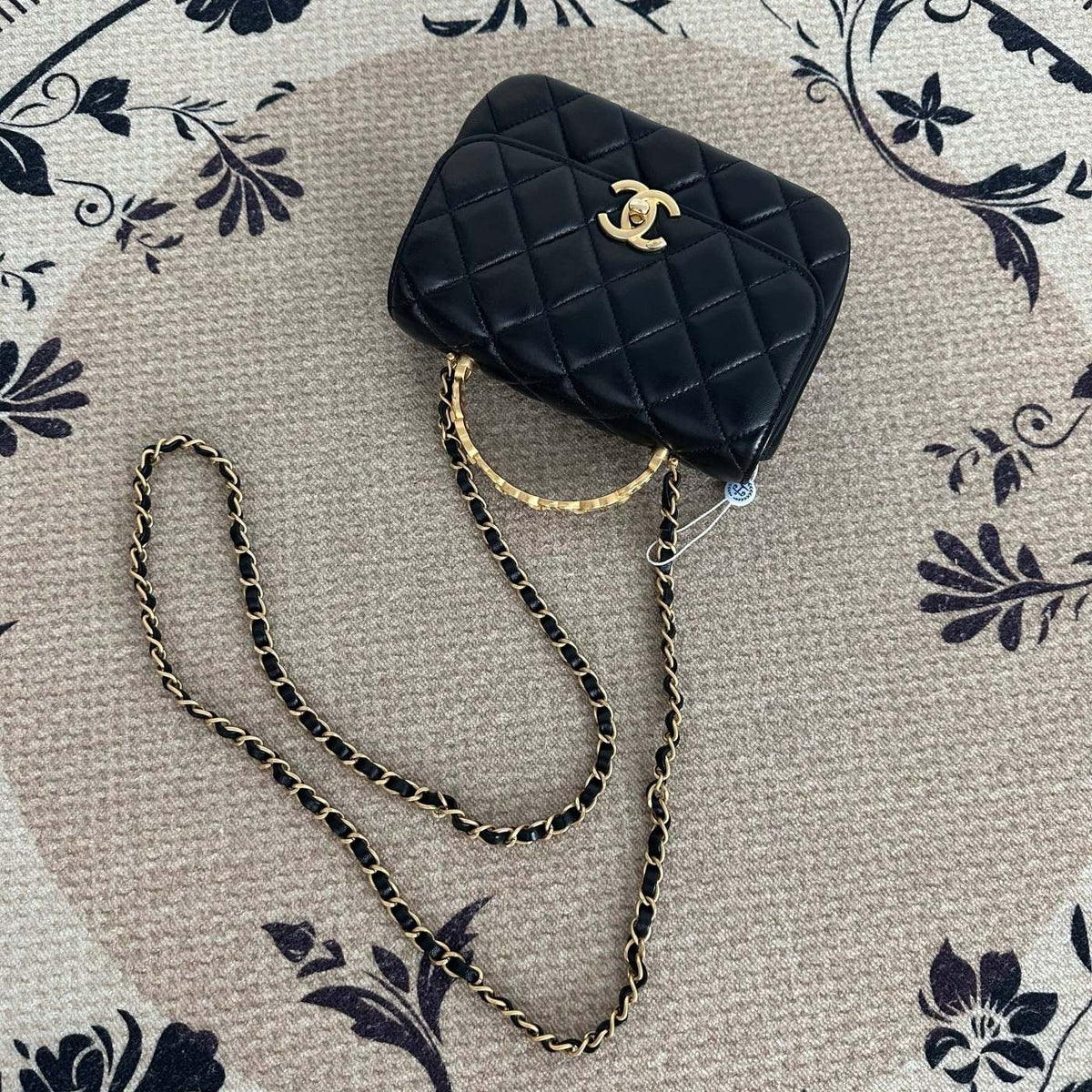【Chanel】Chanel Mini Square Flap Bag With Top Handle
