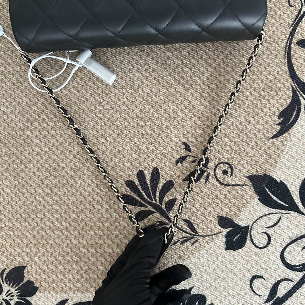 【Chanel】Chanel Black 23C Baguette Bag