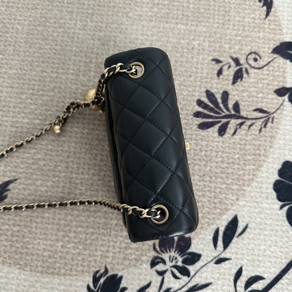 【Chanel】Chanel Black Gold Lambskin Square Mini with Ball, Chip Version