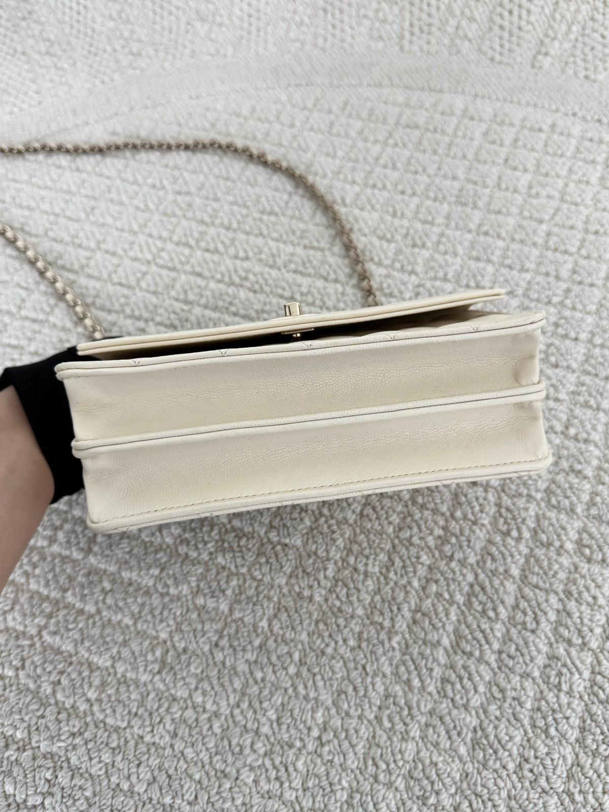 【Chanel】Chanel White Gold Caviar Leather Accordion Top Handle Bag