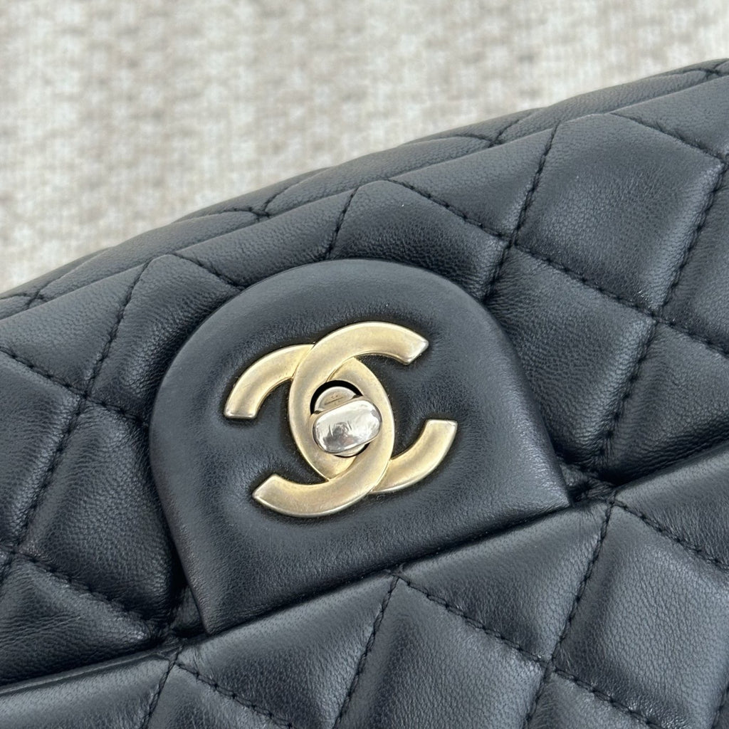 【Chanel】Chanel Mini Square Classic Flap, Black with Gold Hardware