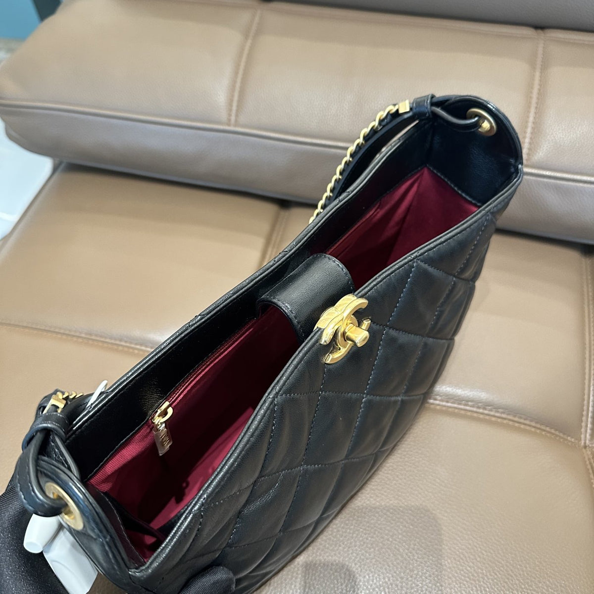 【Chanel】Chanel Black Gold Hobo Bag(23B)