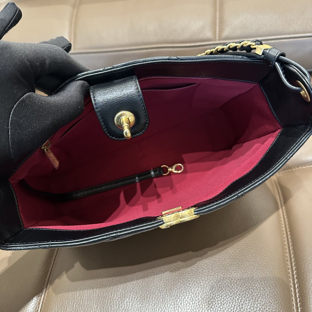 【Chanel】Chanel Black Gold Hobo Bag(23B)